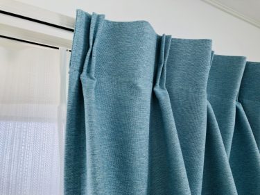 ベランダ用窓のカーテンの長さは？カーテンの採寸と選び方！